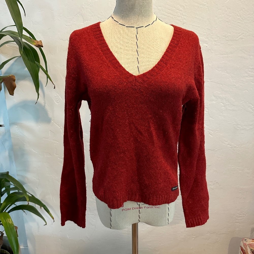 ABERCROMBIE Y2K V-Neck Sweater